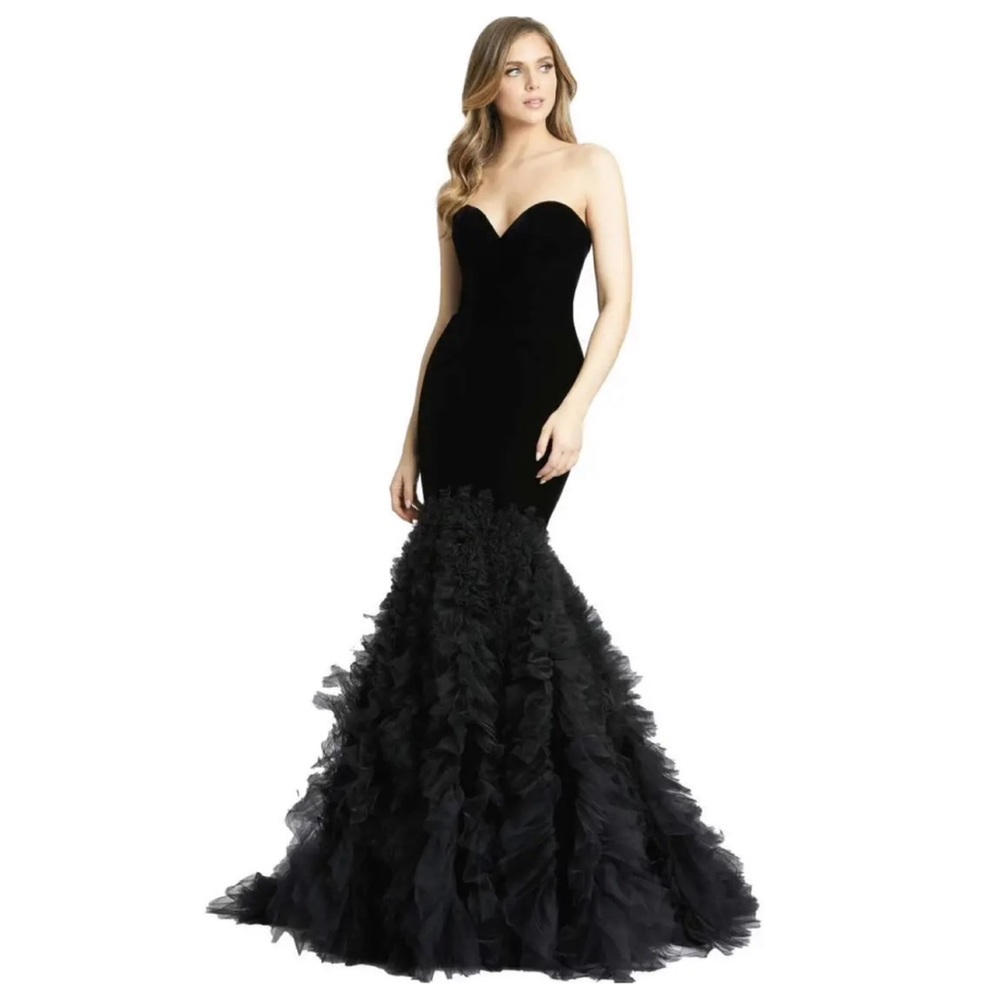 Mac Duggal Sweetheart Neckline Mermaid Gown